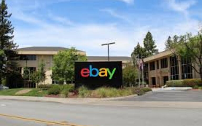 Ex-Funcionários do eBay são Presos por Acusação de Perseguição Digital a Casal nos EUA